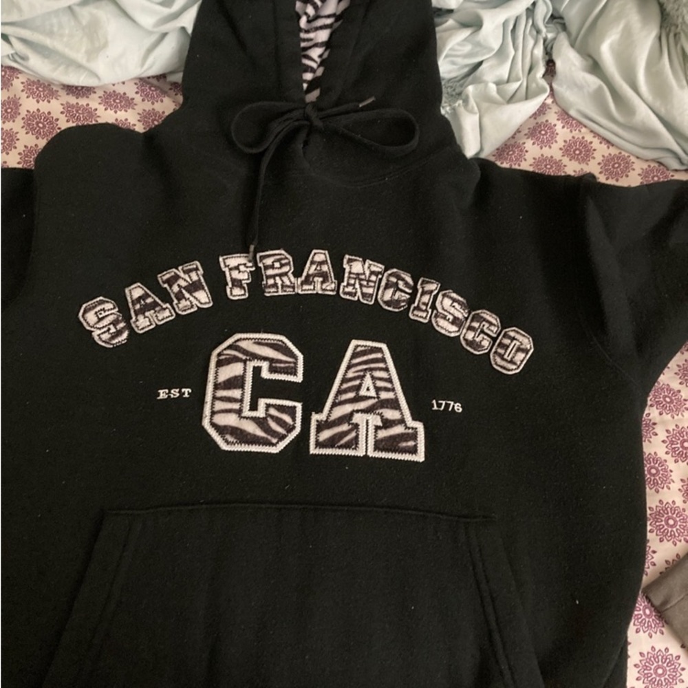 Hoodie 🖤💙